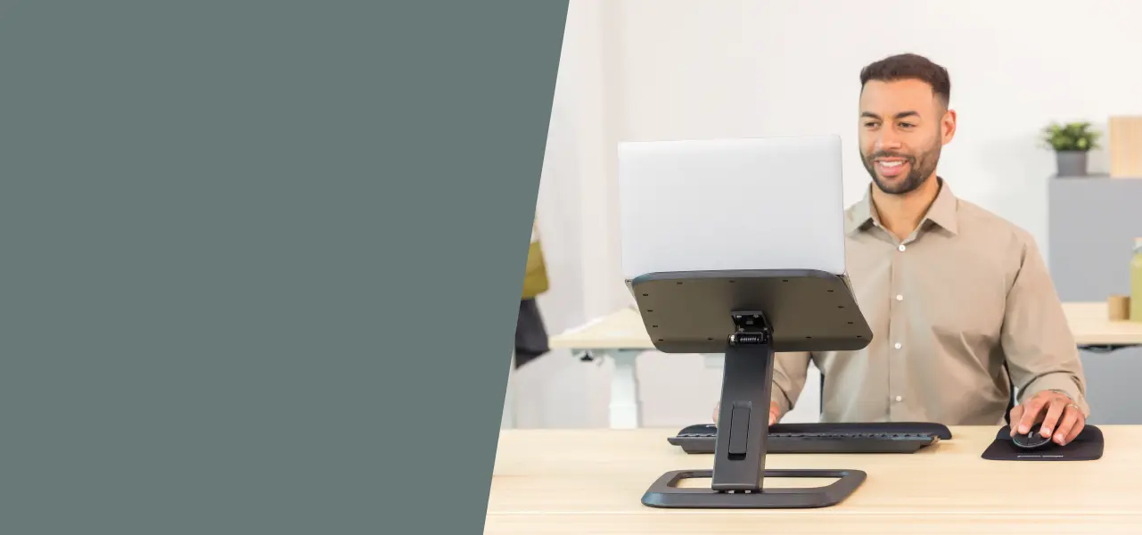 Ergonomisch zitten met een laptop: hoe u rug- en nekklachten tijdens het werk kunt voorkomen
