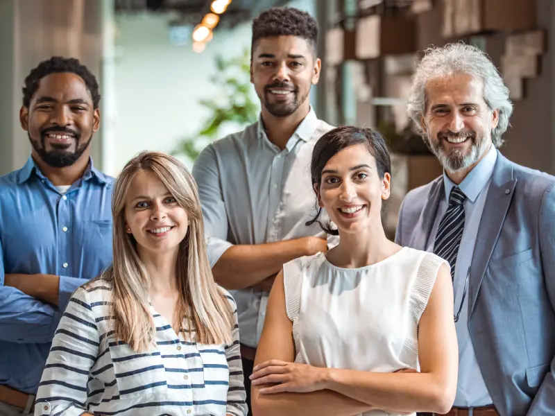 Group of people of varying heights