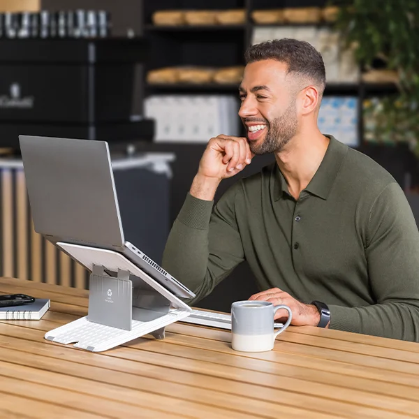 Using a laptop stand