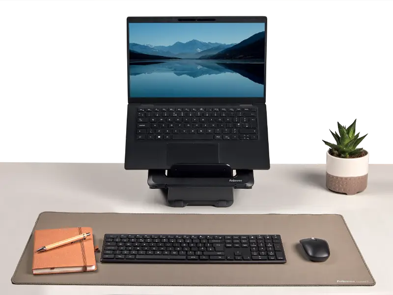 Desk fit