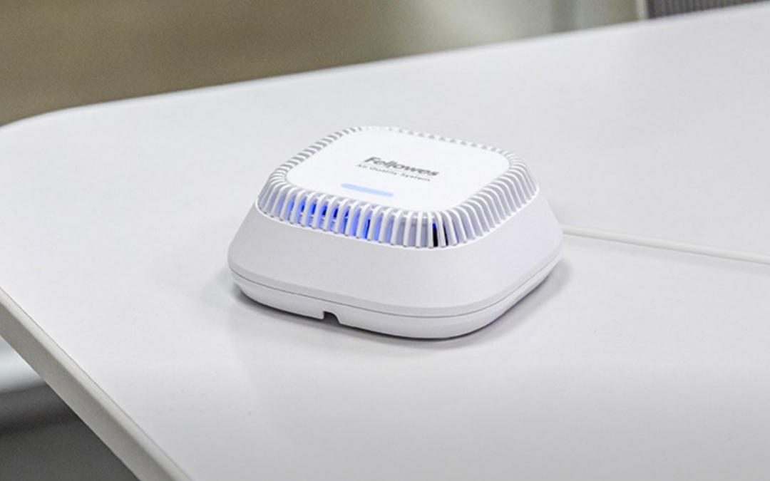 Image of the Array Signal device siting on a desk