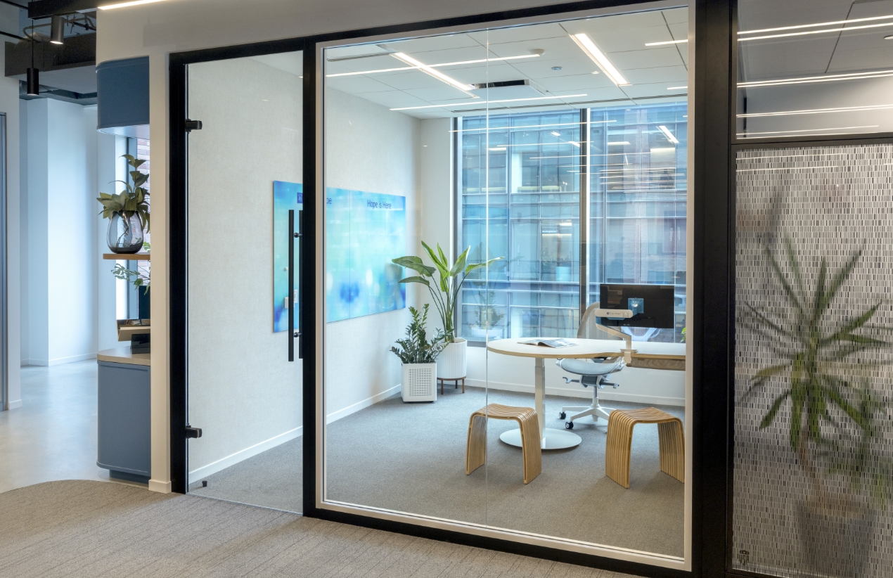 Image of an office created with Titan Modular Walls