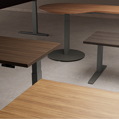 Image of multiple Tables on display